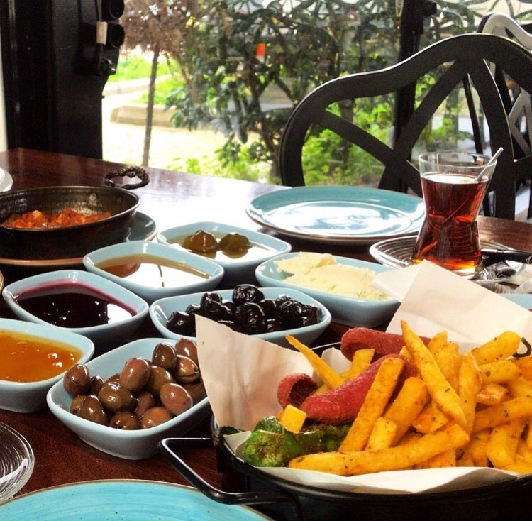 Julio Mersin Kahvaltı